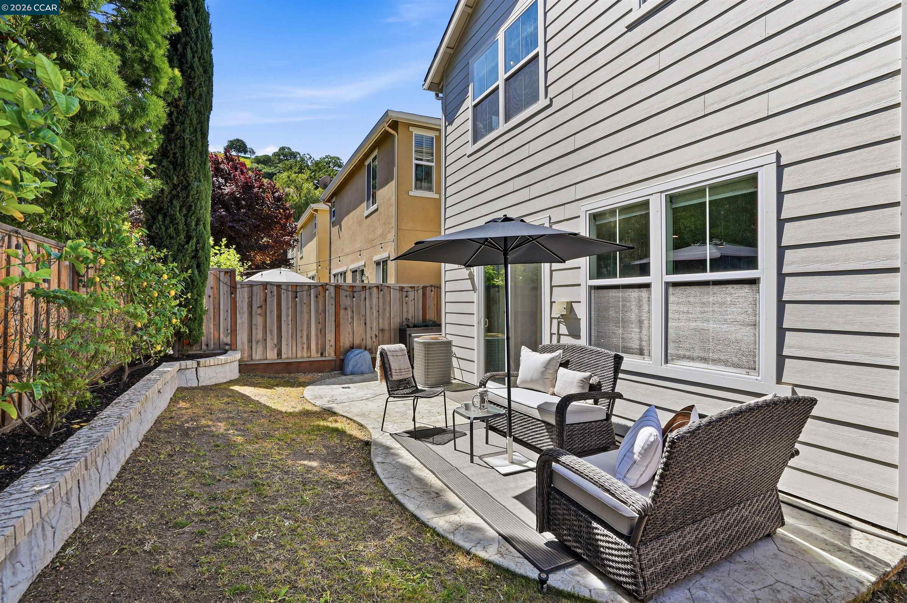 527 Falling Star Dr