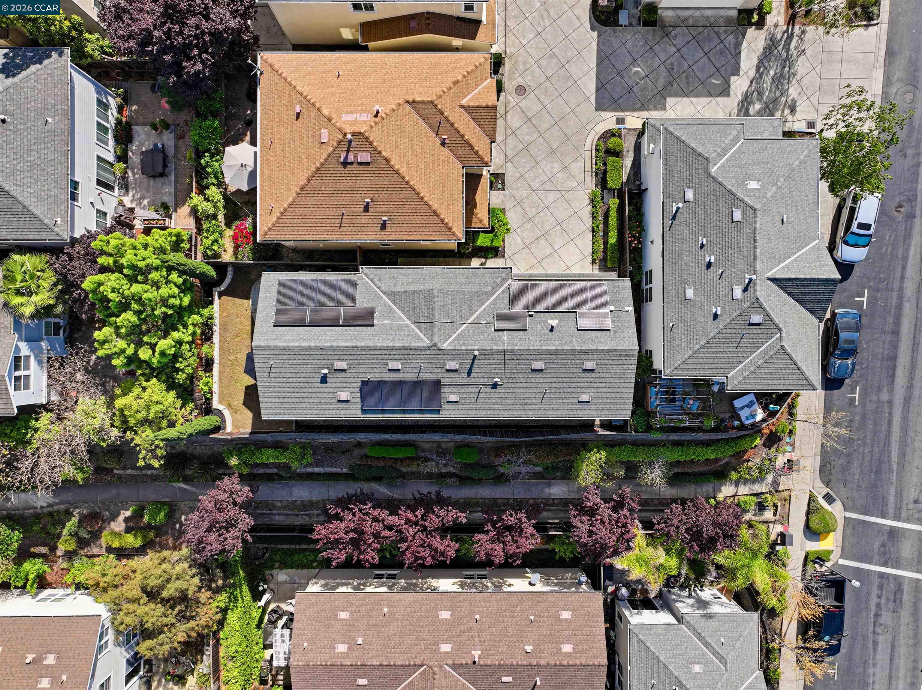 527 Falling Star Dr