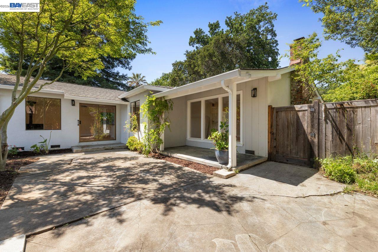 3207 Nogales
