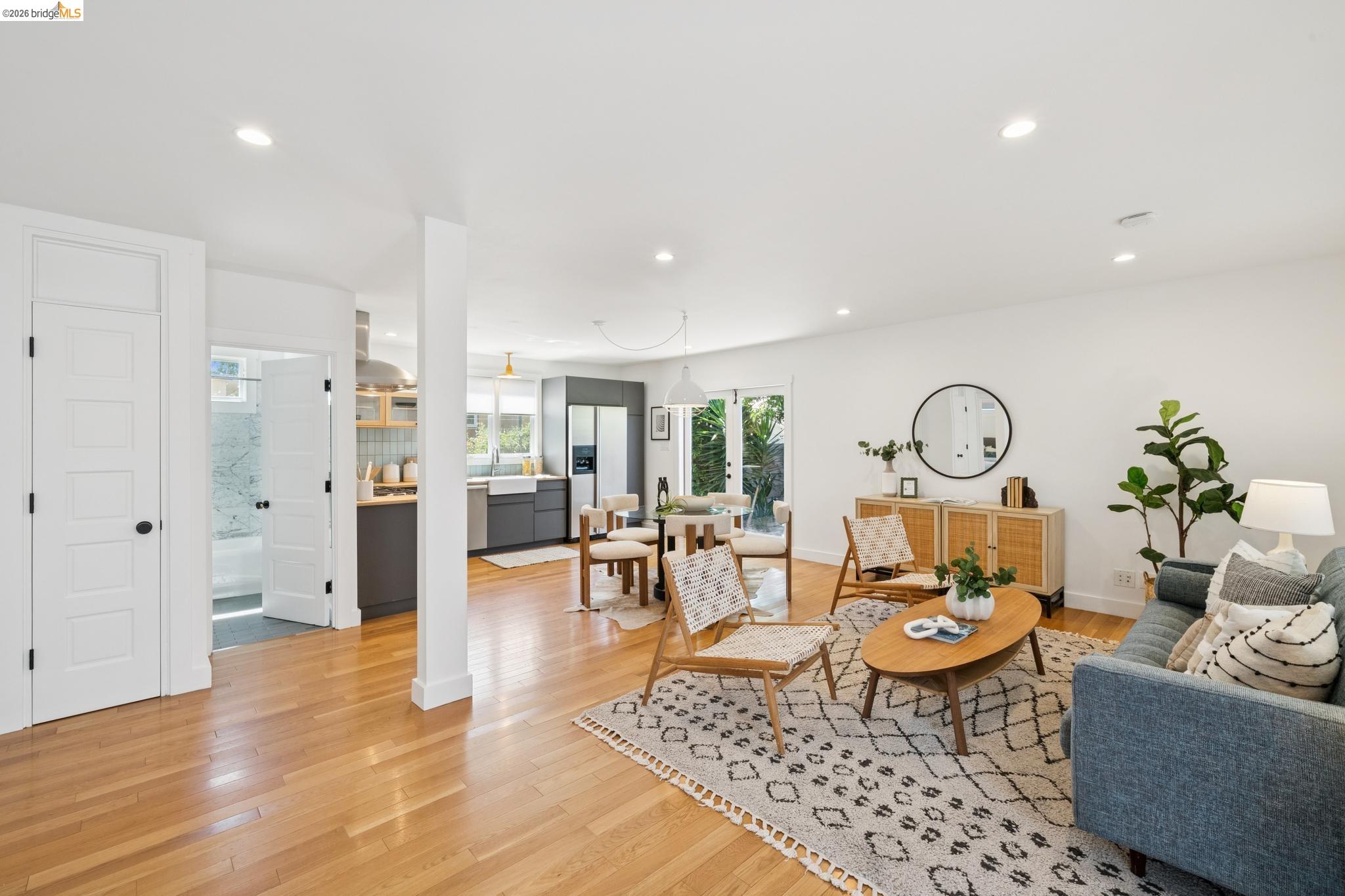 4117 G Penniman Ct