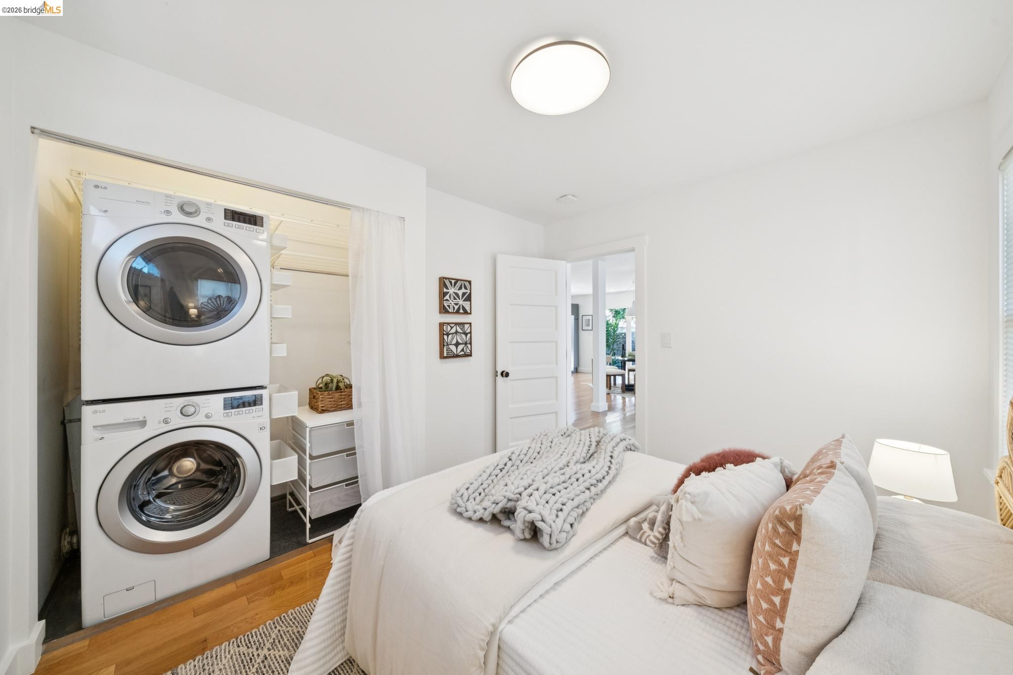 4117 G Penniman Ct