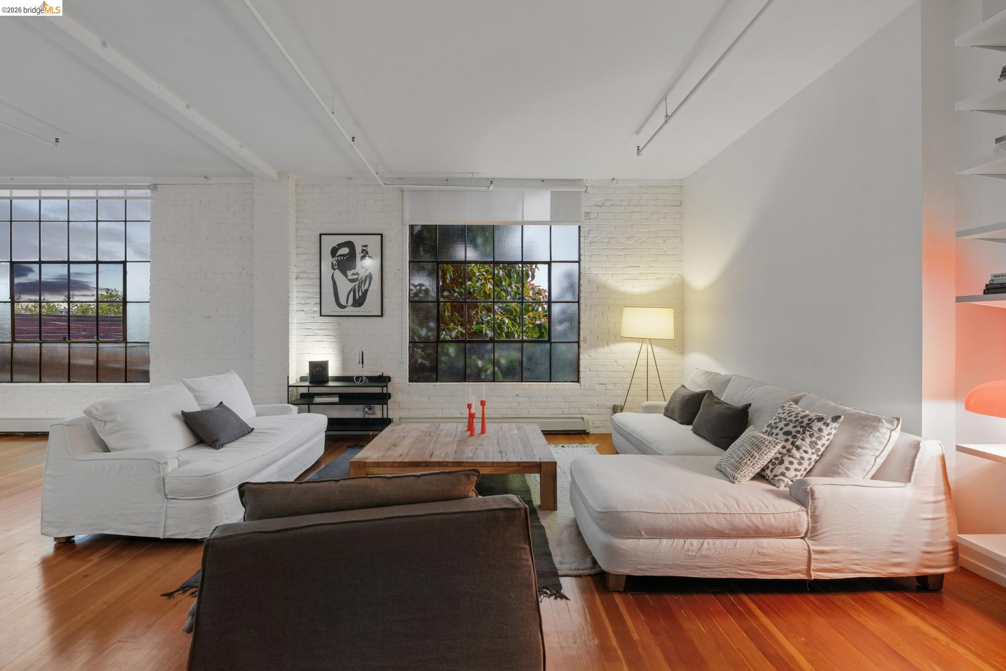 1018 4Th Ave # 204