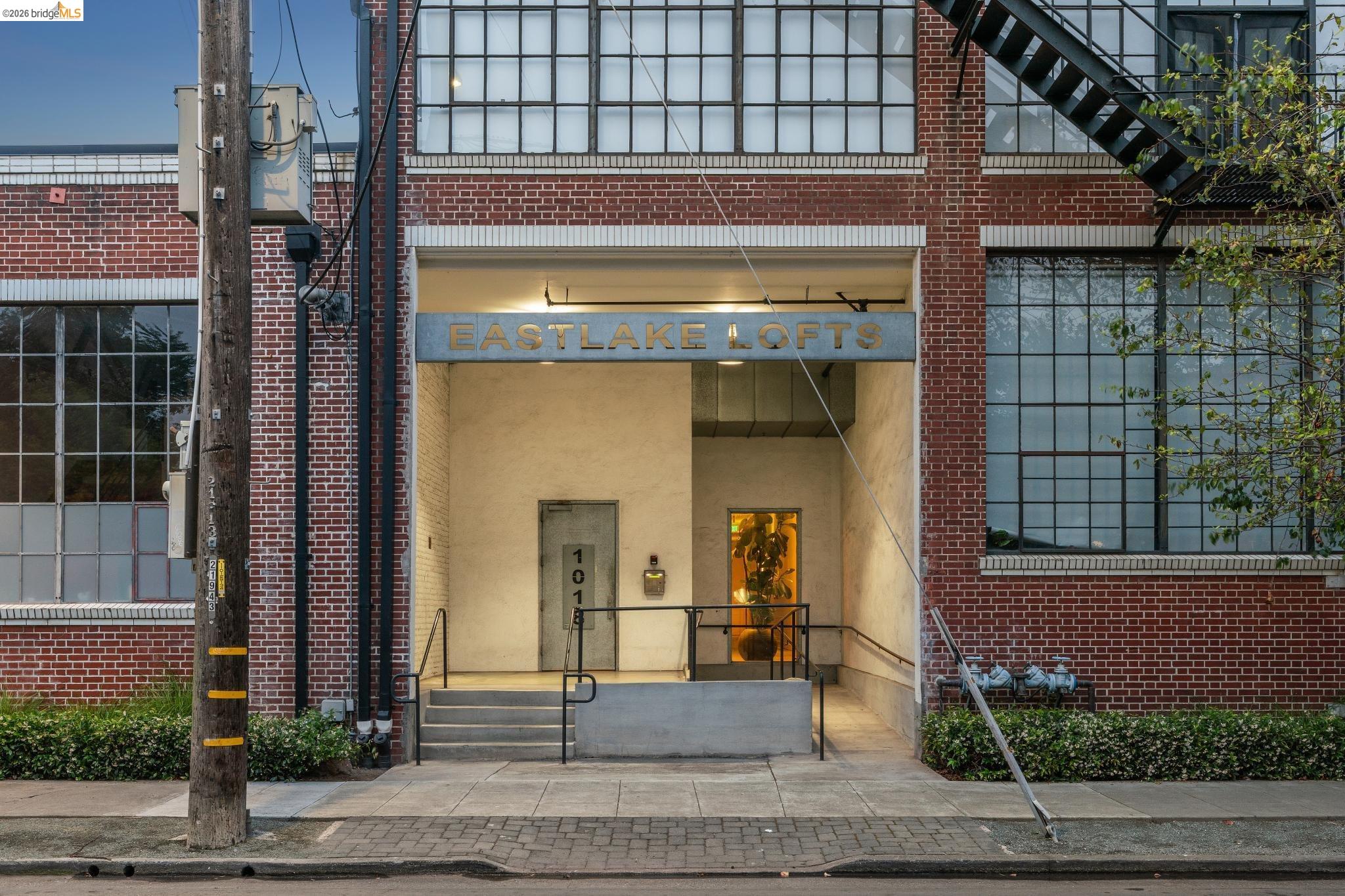 1018 4Th Ave # 204