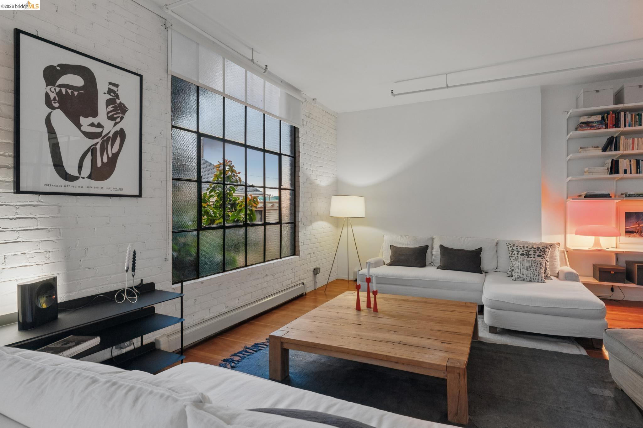 1018 4Th Ave # 204