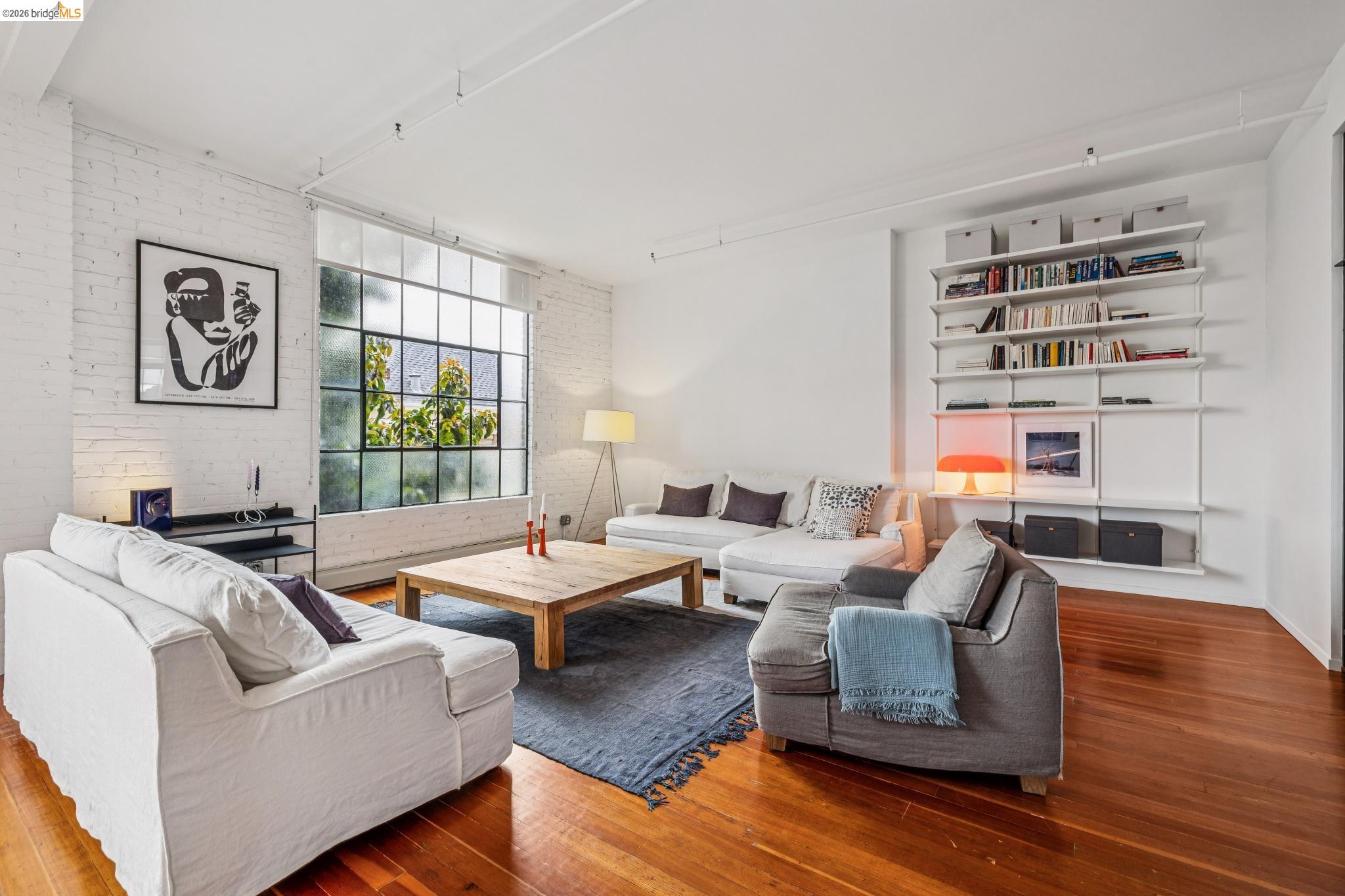 1018 4Th Ave # 204