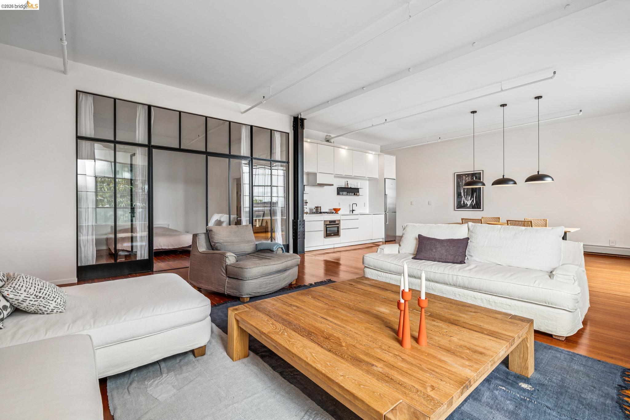 1018 4Th Ave # 204