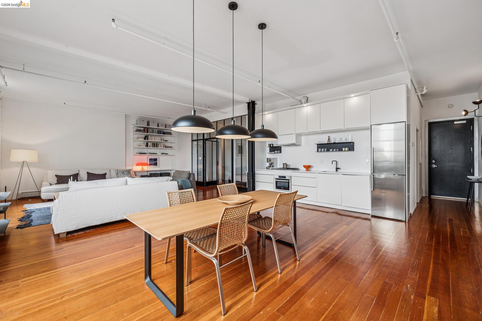1018 4Th Ave # 204