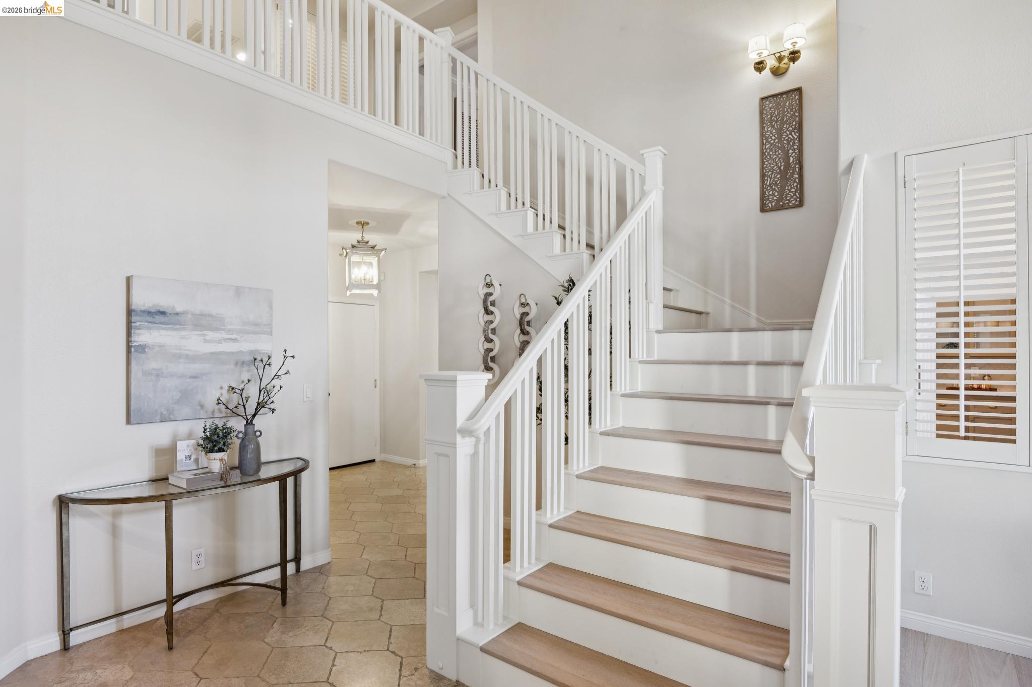 489 Gray Ct