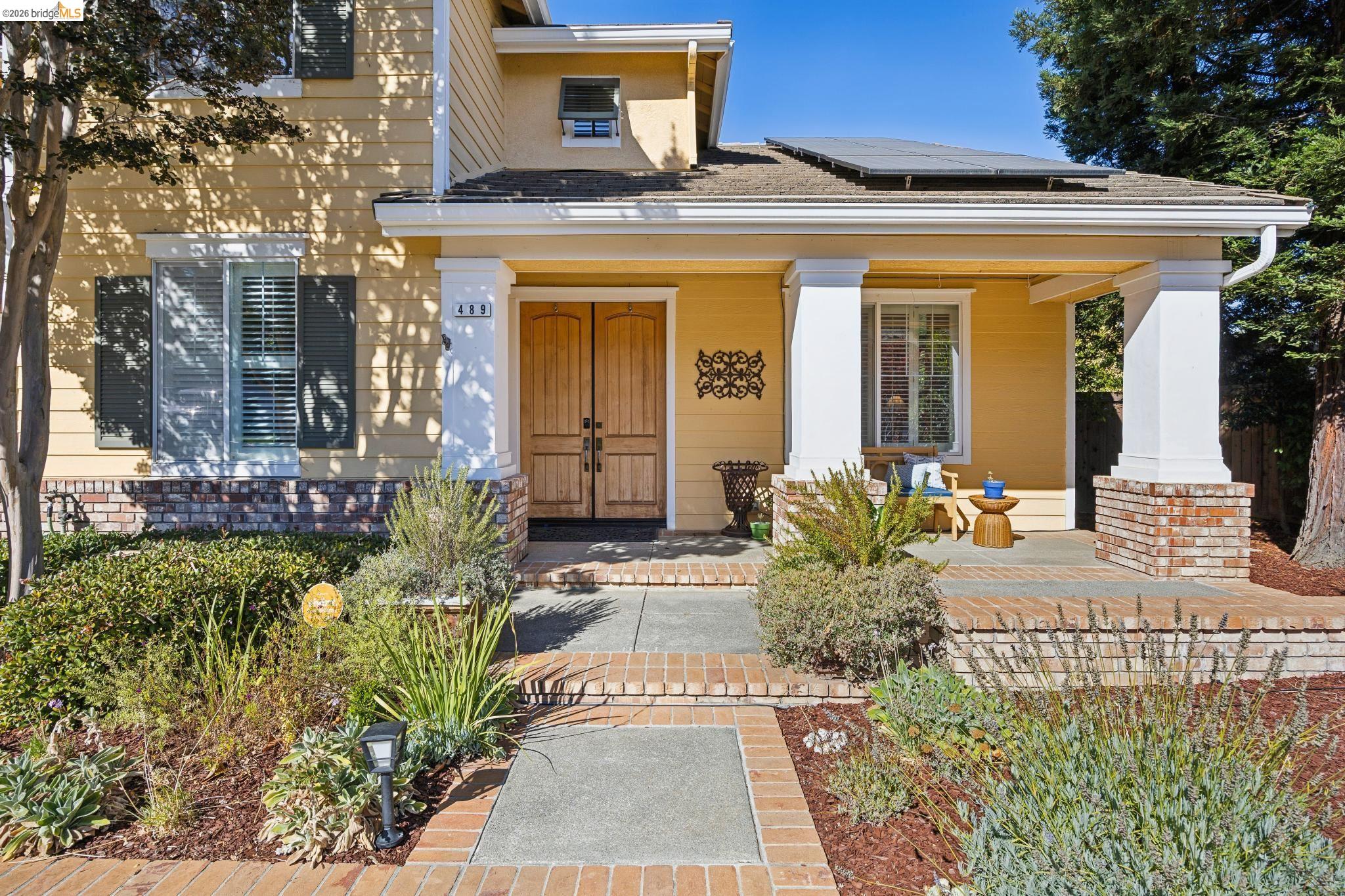 489 Gray Ct