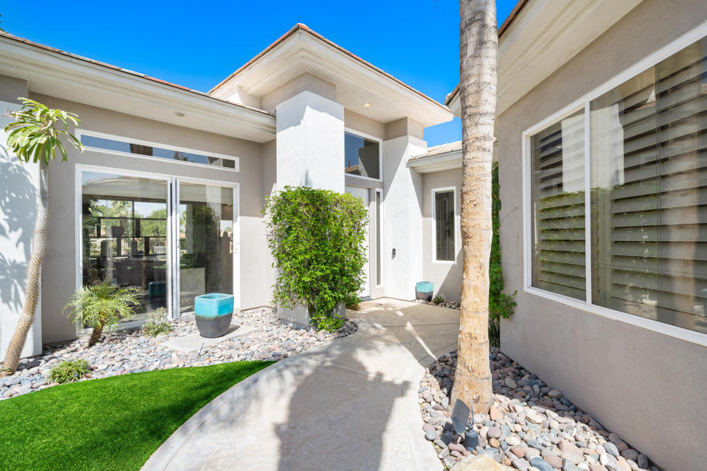 948 Mesa Grande Drive