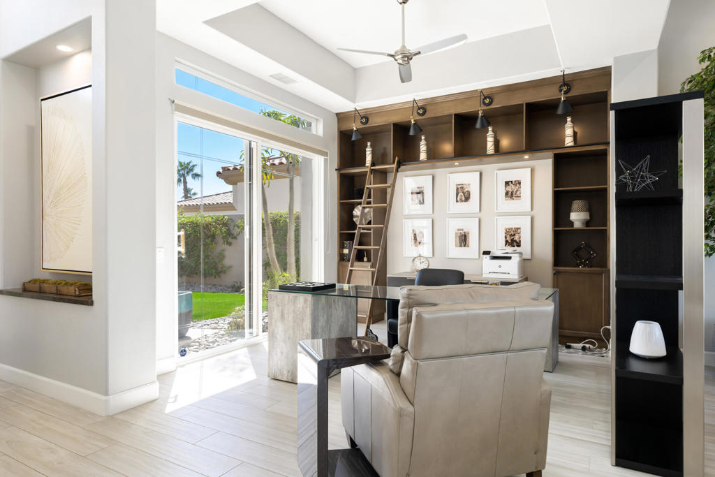 948 Mesa Grande Drive