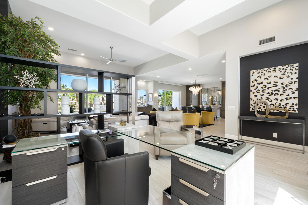 948 Mesa Grande Drive