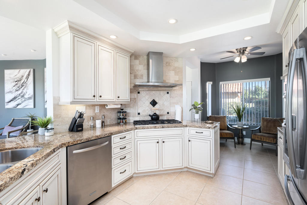 38449 Nasturtium Way