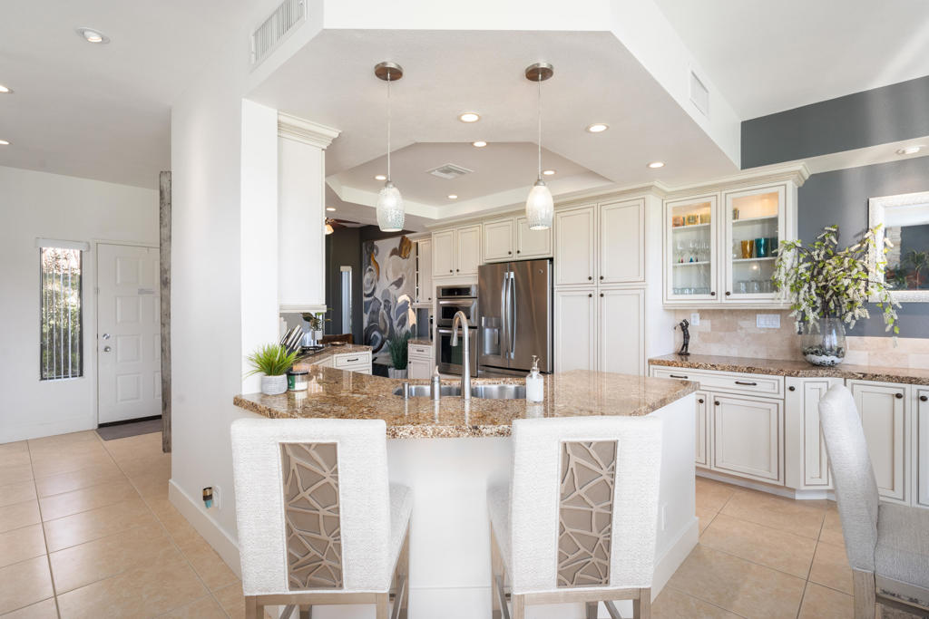 38449 Nasturtium Way