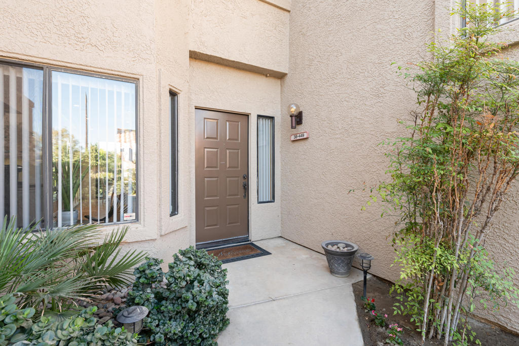 38449 Nasturtium Way