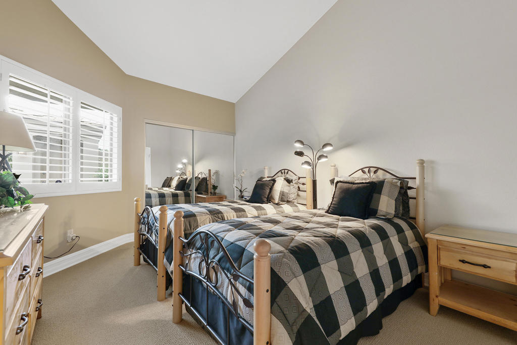 38654 Gladiolus Lane