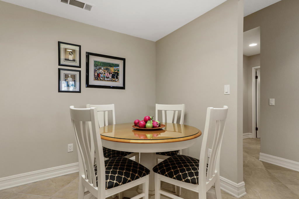 38654 Gladiolus Lane