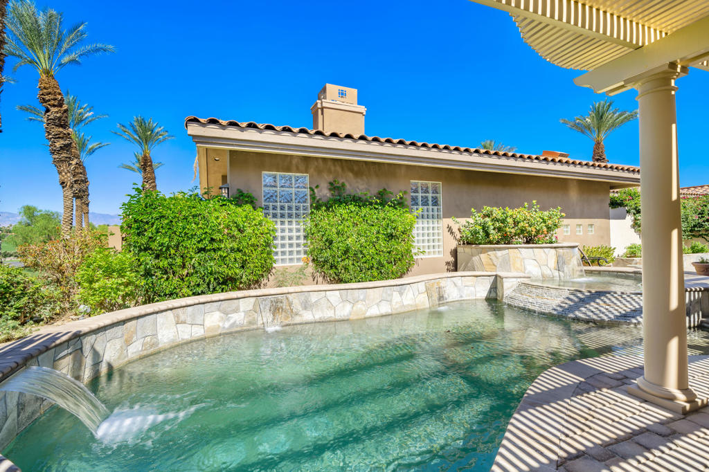 903 Red Arrow Trail