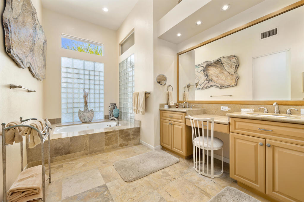903 Red Arrow Trail