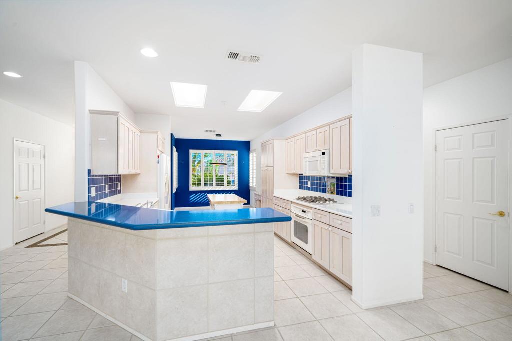 35897 Bramblewood Avenue