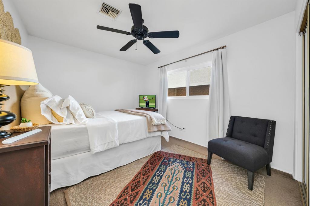 51890 Avenida Juarez