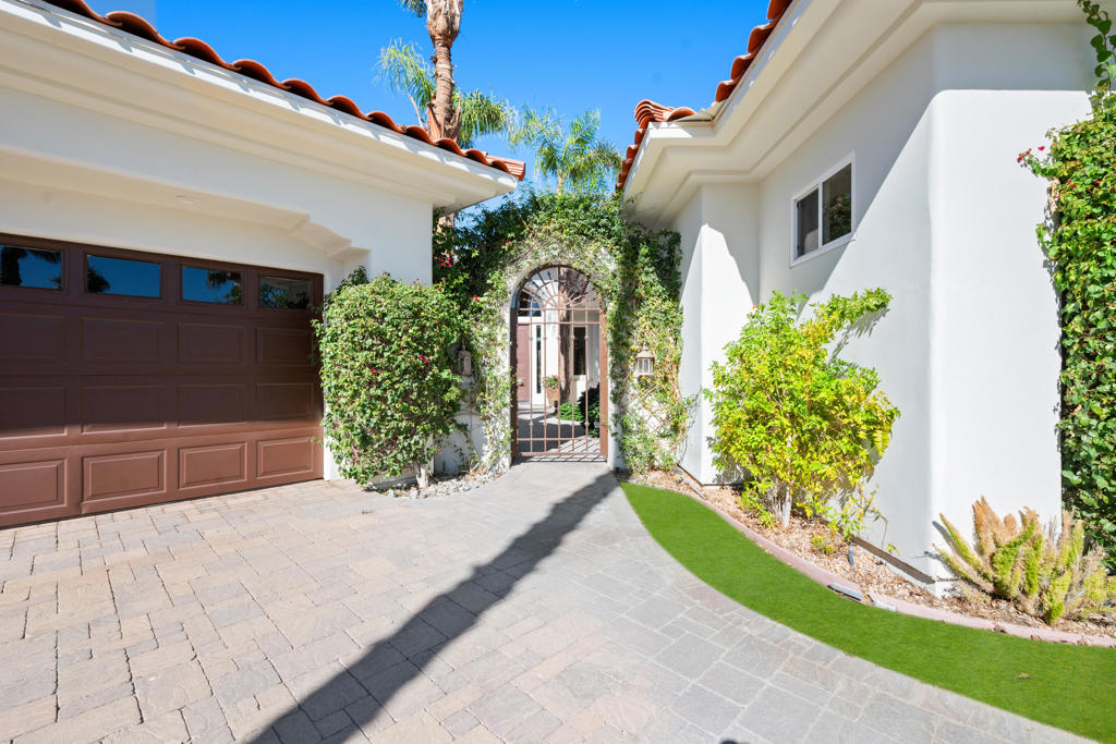 852 Mesa Grande Drive