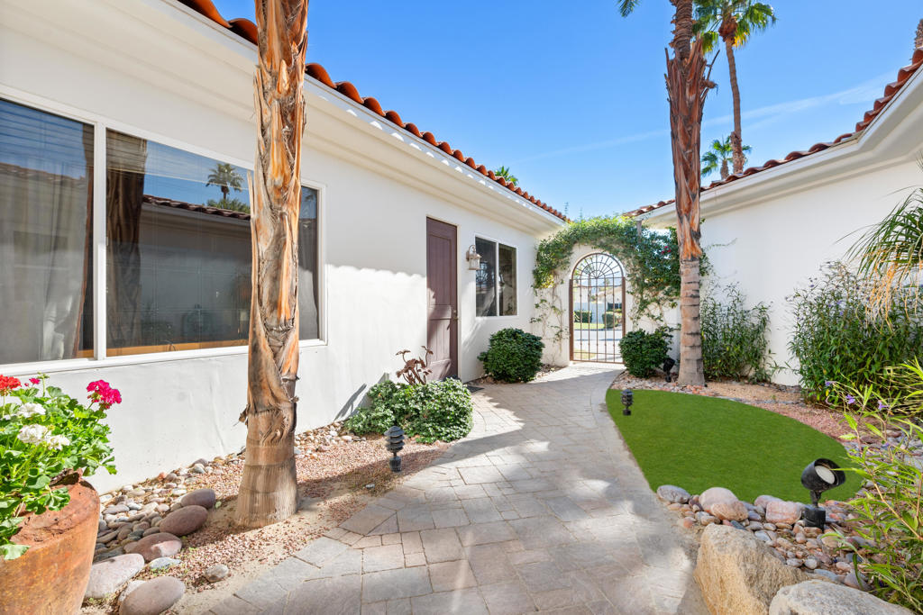 852 Mesa Grande Drive