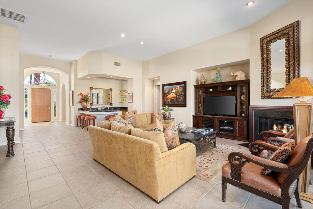 852 Mesa Grande Drive