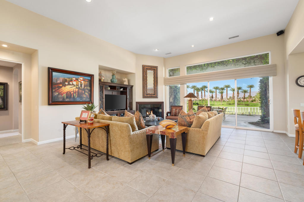 852 Mesa Grande Drive