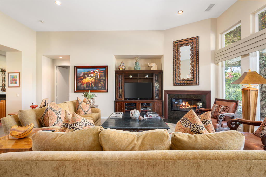 852 Mesa Grande Drive