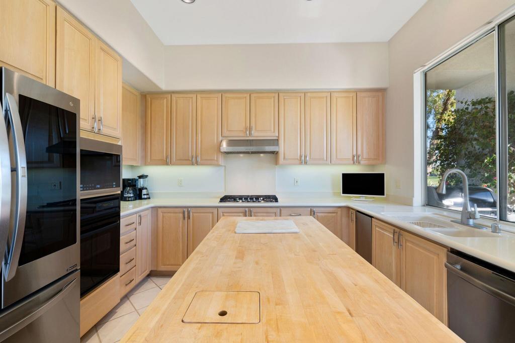 413 Desert Holly Drive