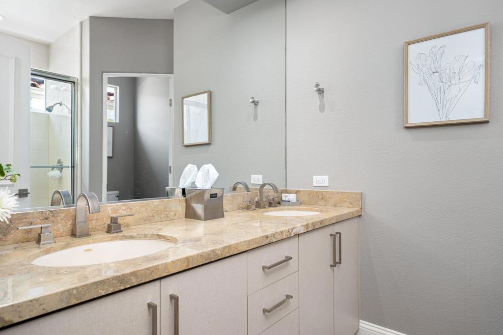 477 White Horse Trail