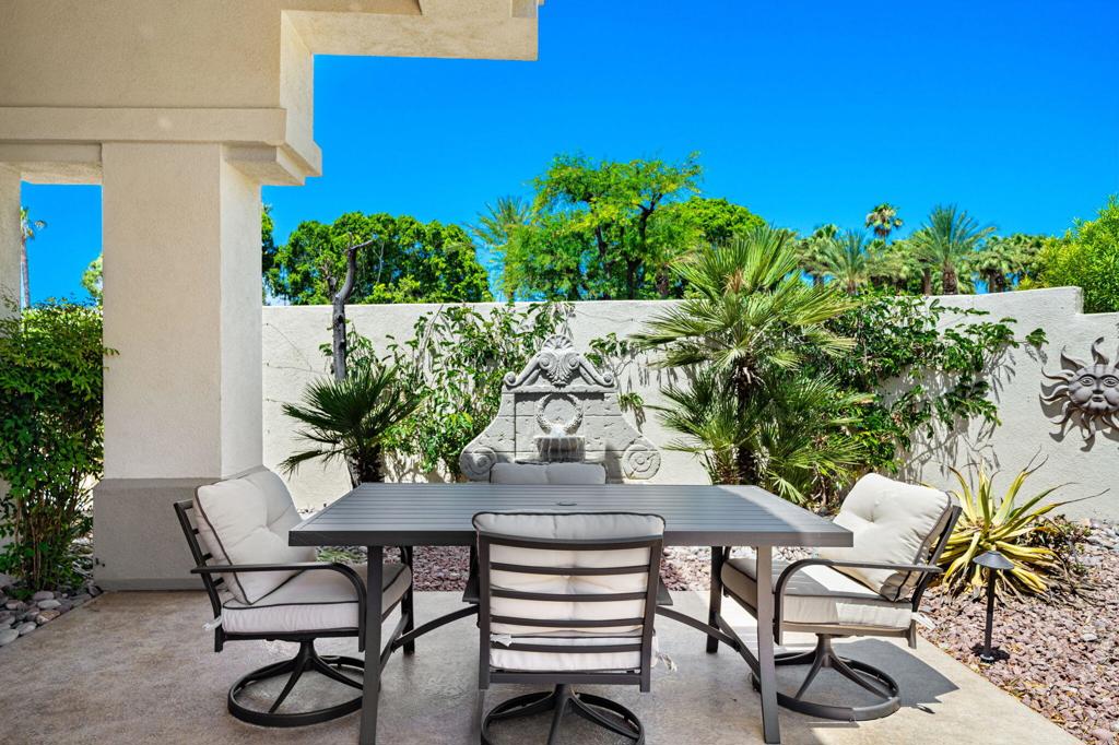 477 White Horse Trail