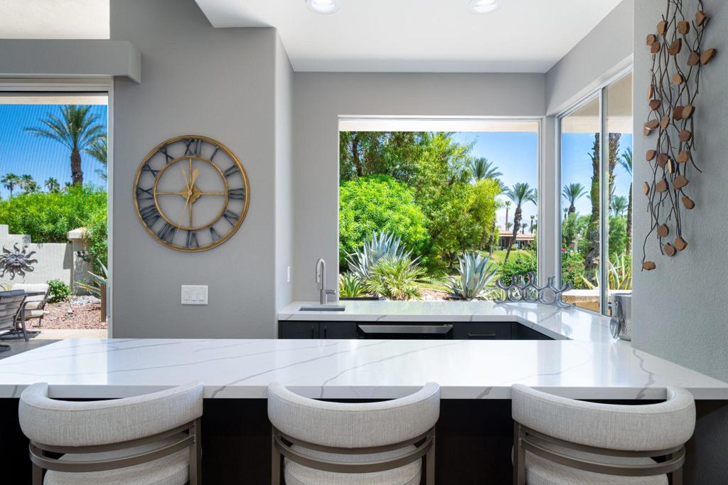 477 White Horse Trail