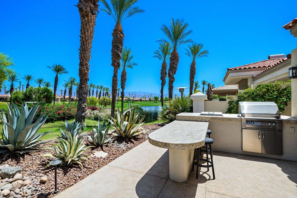 477 White Horse Trail