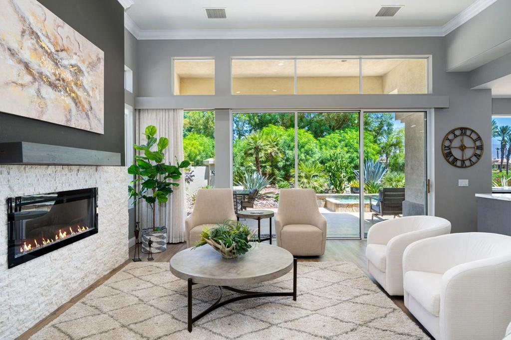 477 White Horse Trail