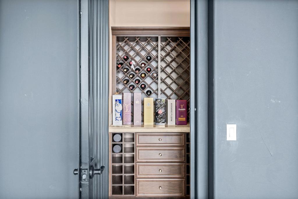 54360 Alysheba Drive