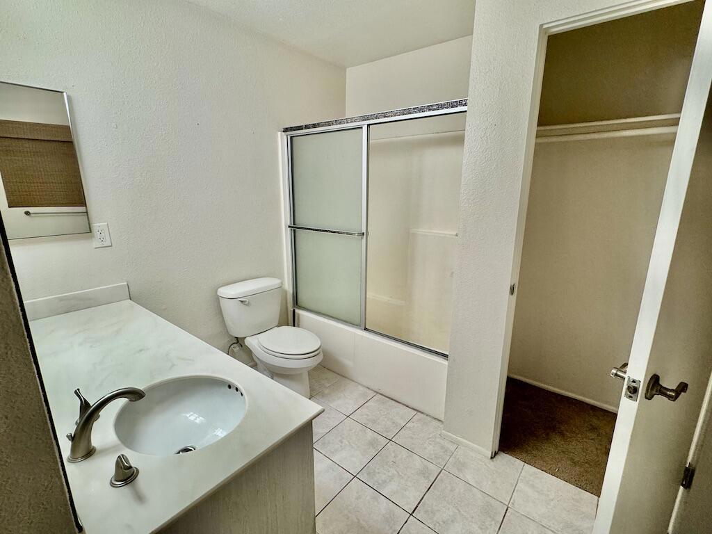 51890 Avenida Juarez