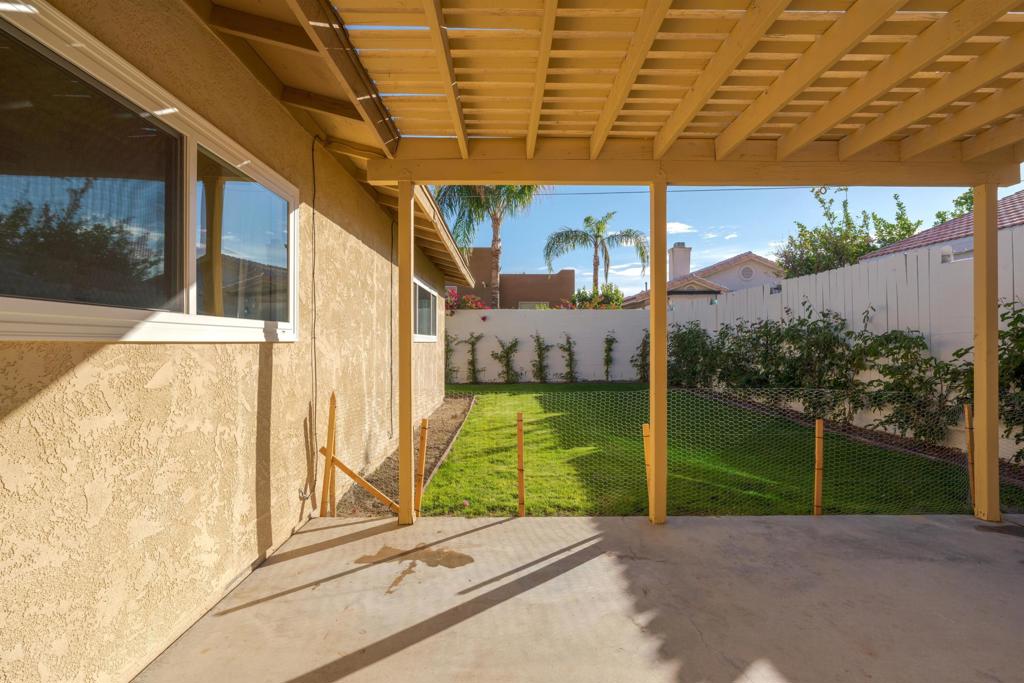 51890 Avenida Juarez