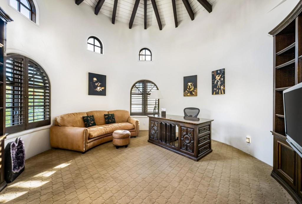 342 Crest Lake Drive