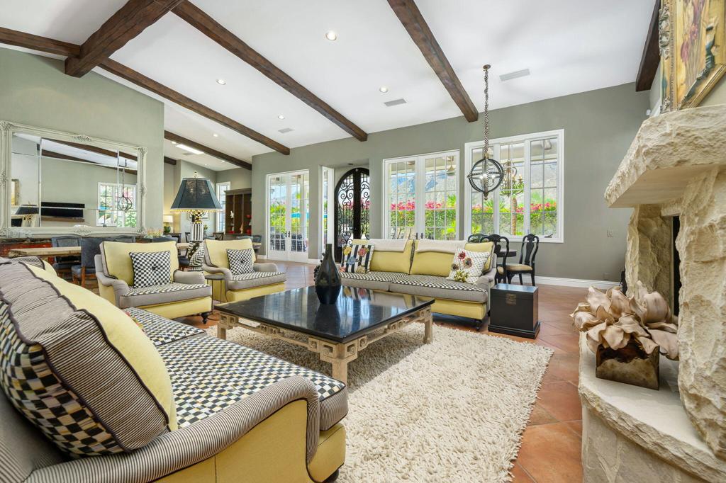 71305 W Thunderbird Terrace