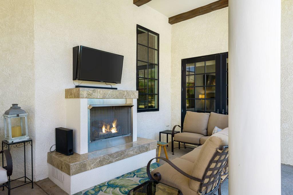 71305 W Thunderbird Terrace