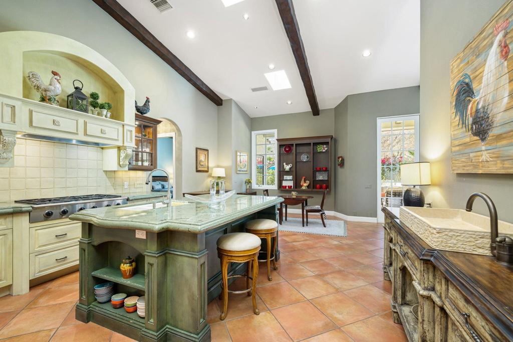 71305 W Thunderbird Terrace