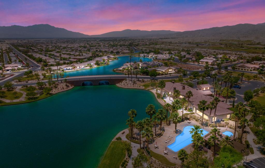 42730 Del Lago Court