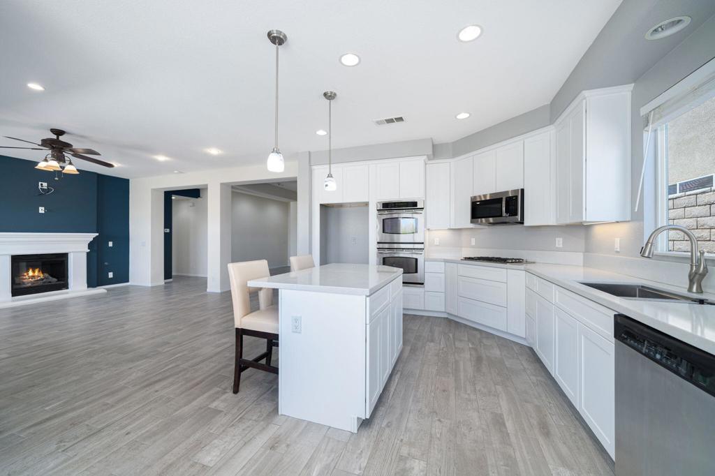 42730 Del Lago Court