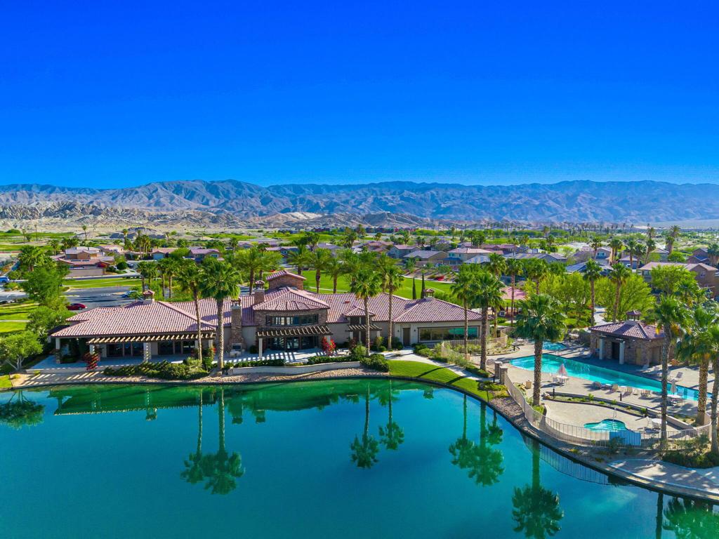 42730 Del Lago Court