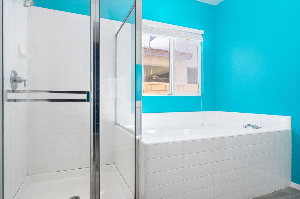 42730 Del Lago Court