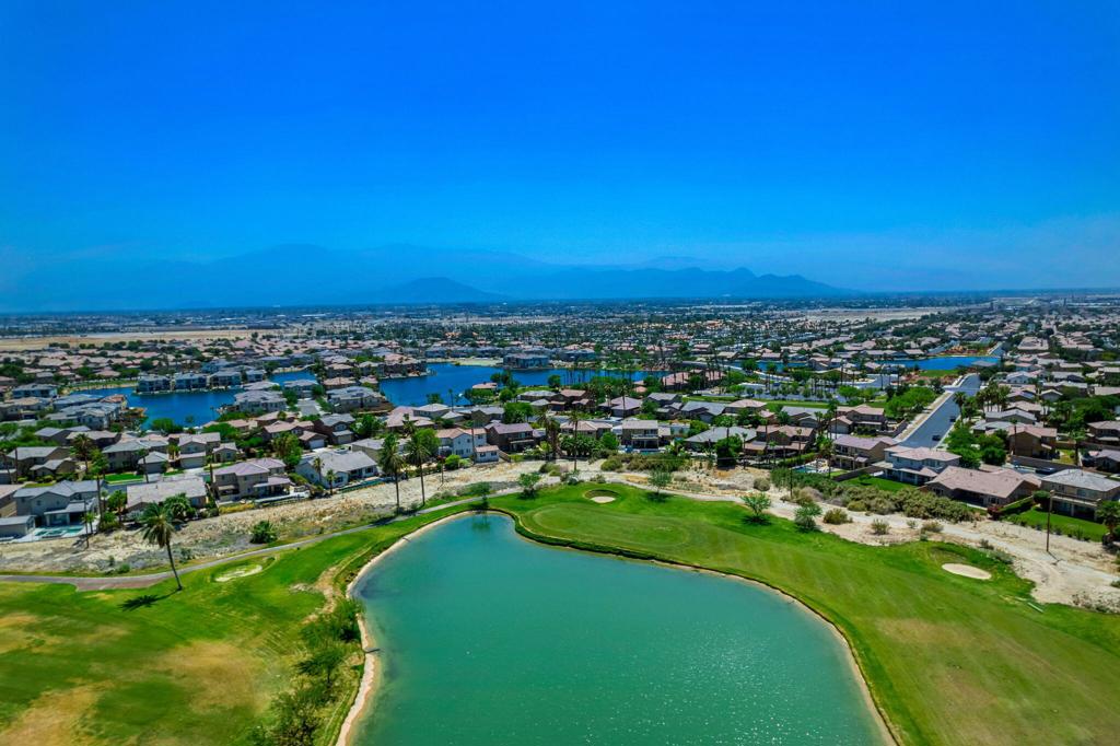 42730 Del Lago Court