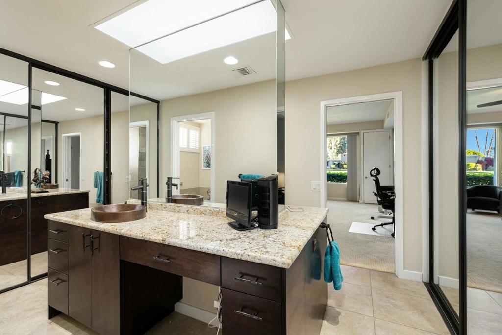 521 Desert West Drive