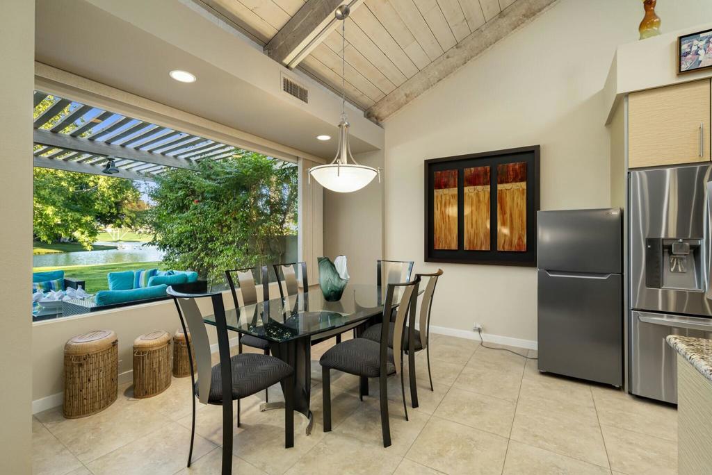 521 Desert West Drive